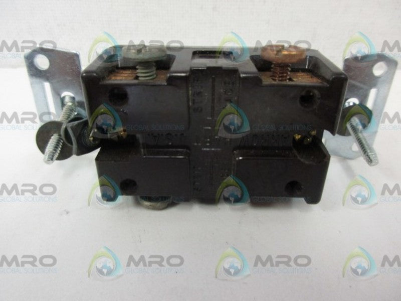 UND LAB WS.896D NSNP