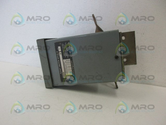 ALLEN BRADLEY 840-A1 FLOAT SWITCH *USED*