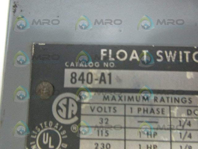 ALLEN BRADLEY 840-A1 FLOAT SWITCH *USED*