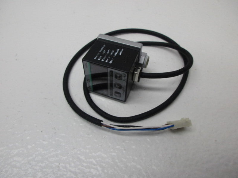 SUNX DP2-22Z DIGITAL PRESSURE SENSOR *NEW IN BOX *