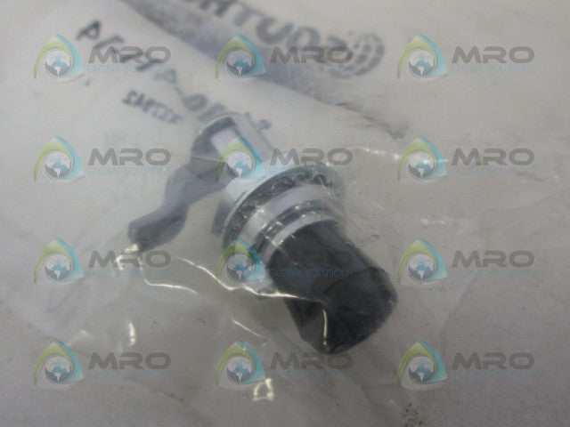 SOUTHCO 16-10-411-14 I *NEW IN ORIGINAL PACKAGE*