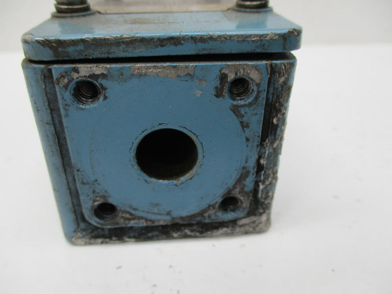 MICRO SWITCH 2ML1 (AS PICTURED)  UNMP