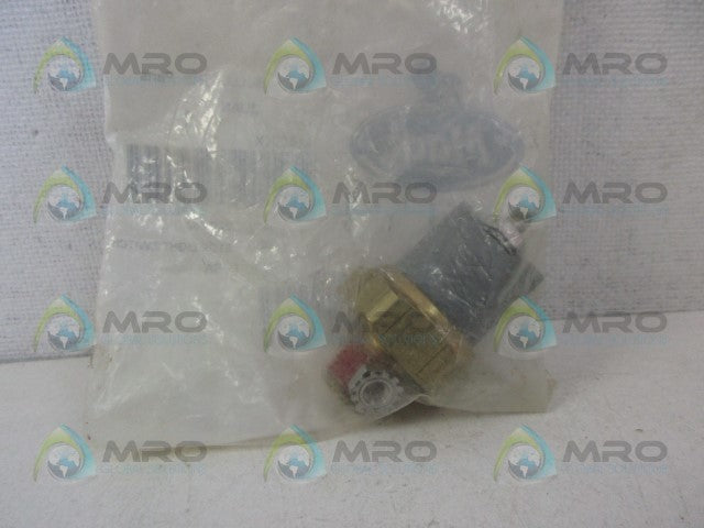 MACK 1MR3544P2 STOP LIGHT SWITCH * NEW IN FACTORY BAG *