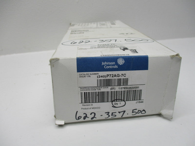 JOHNSON CONTROLS P72AG-7 (P72AG-7C) * NEW IN  BOX *