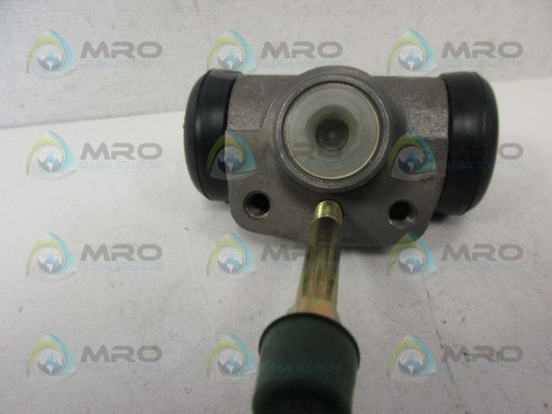 INDUSTRIAL MRO R19507 VALVE *NEW NO BOX*