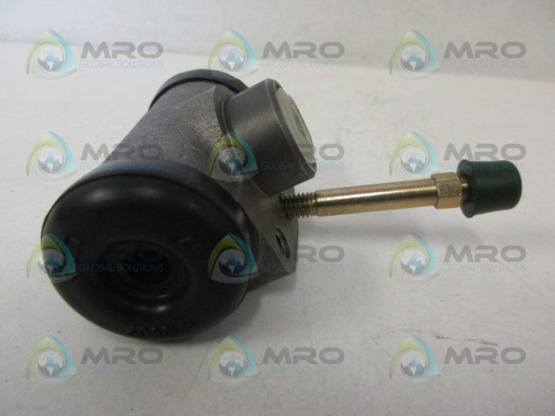 INDUSTRIAL MRO R19507 VALVE *NEW NO BOX*