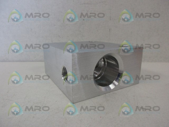 SUN HYDRAULICS BCC MAINFOLD VALVE BODY *NEW NO BOX*