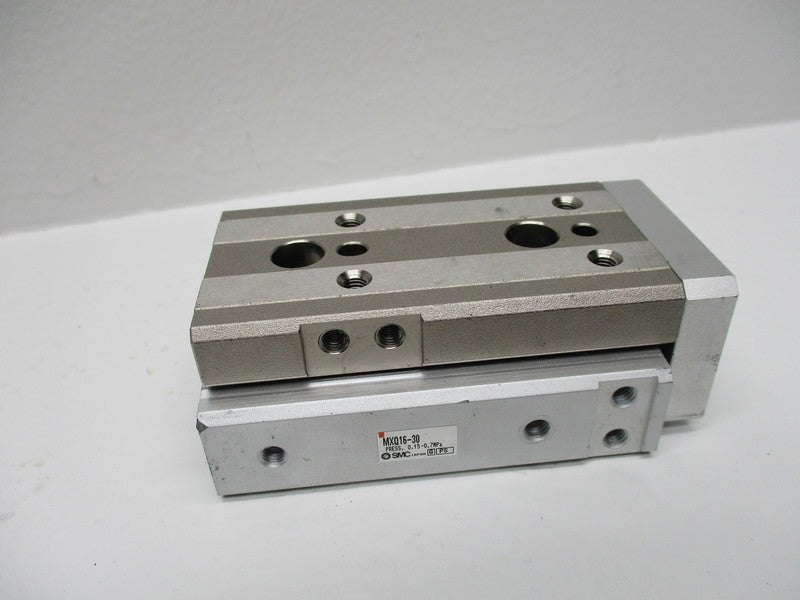 SMC MXQ16-30 * NEW  NO BOX *