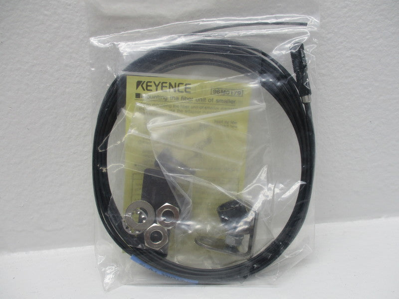 KEYENCE FU-10 * NEW IN FACTORY BAG *