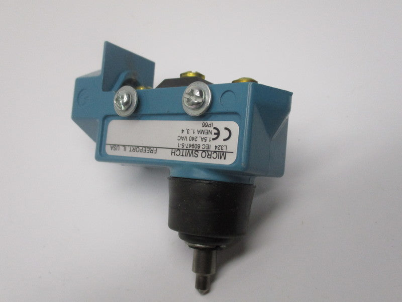 MICRO SWITCH BZE6-2RN18 (MISSING BASE) NSNP