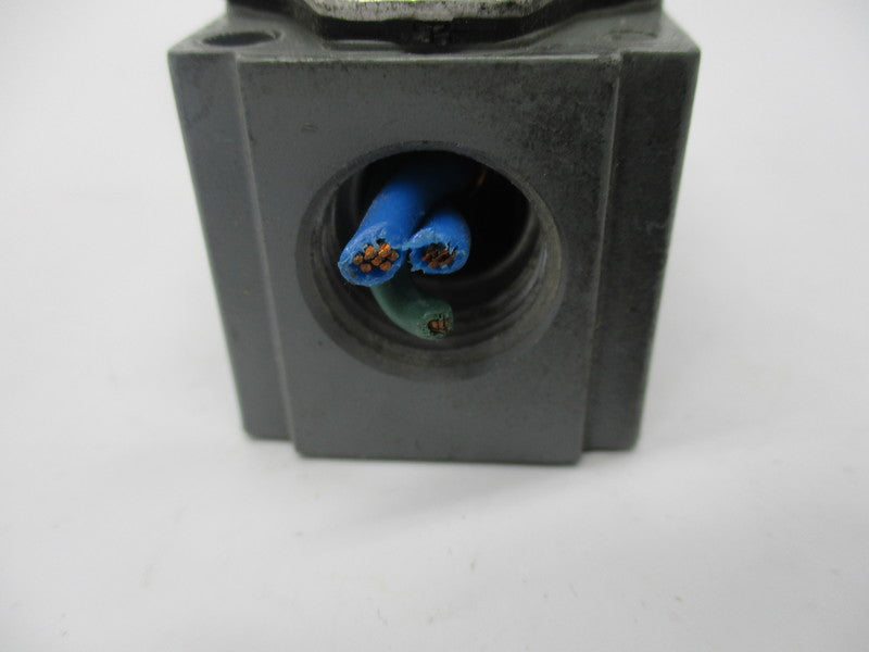 ALLEN BRADLEY 802T-D SER. D UNMP