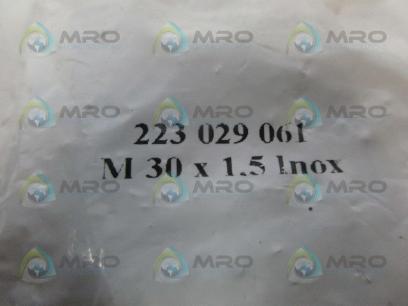 INDUSTRIAL MRO 223029061 SCREW KIT *NEW IN ORIGINAL PACKAGE*