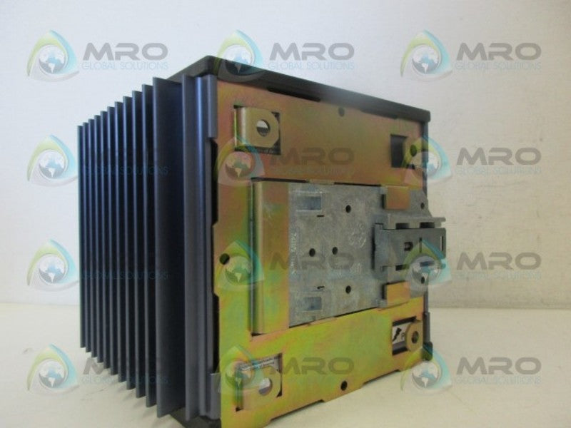 FOXBORO FPS400-24 POWER SUPPLY *NEW IN BOX*