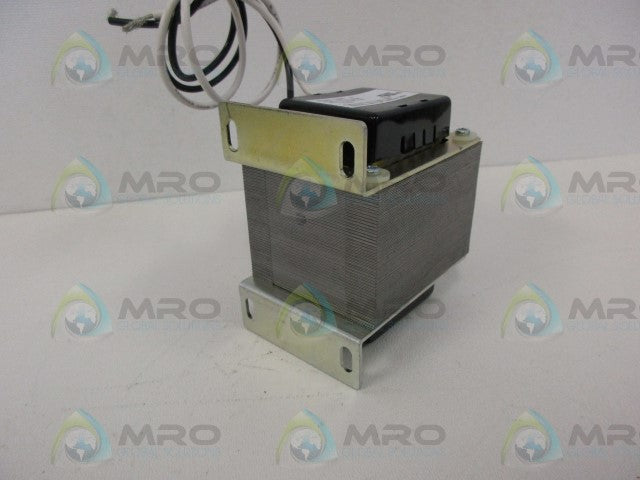HONEYWELL AT88A1005 TRANSFORMER *NEW NO BOX*