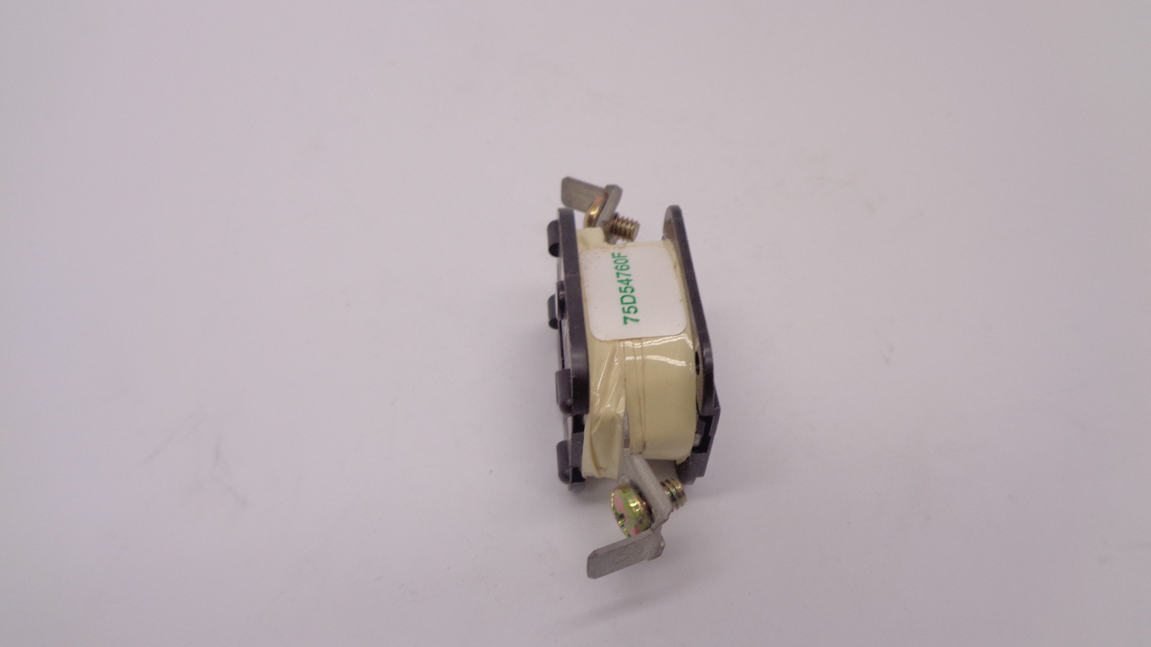FURNAS 75D54760F NSNP