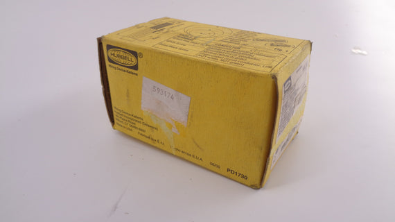 HUBBELL  HBL2413 125/250V 20A NSMP