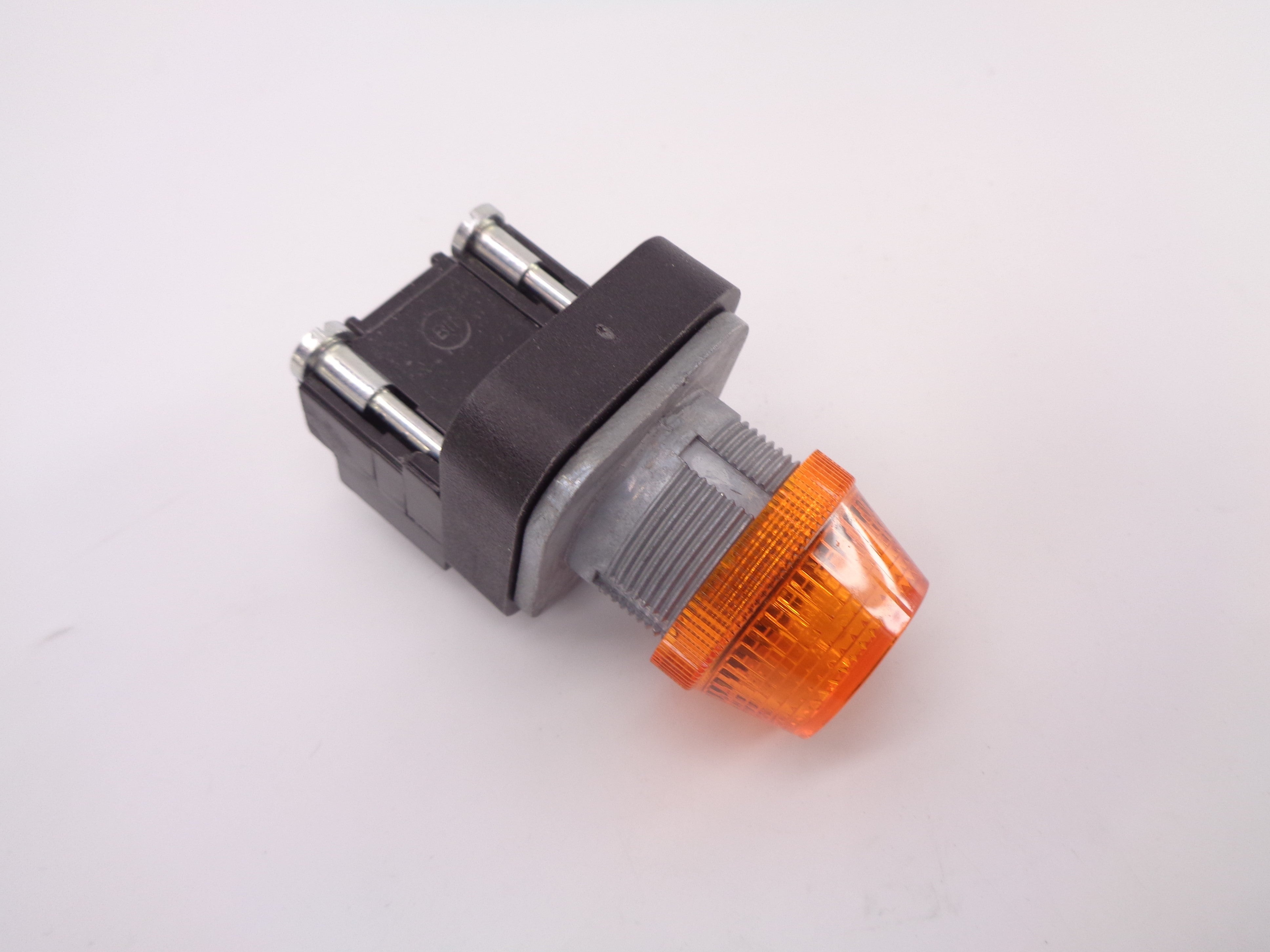 ALLEN BRADLEY 800T-P16A SER.T NSNP