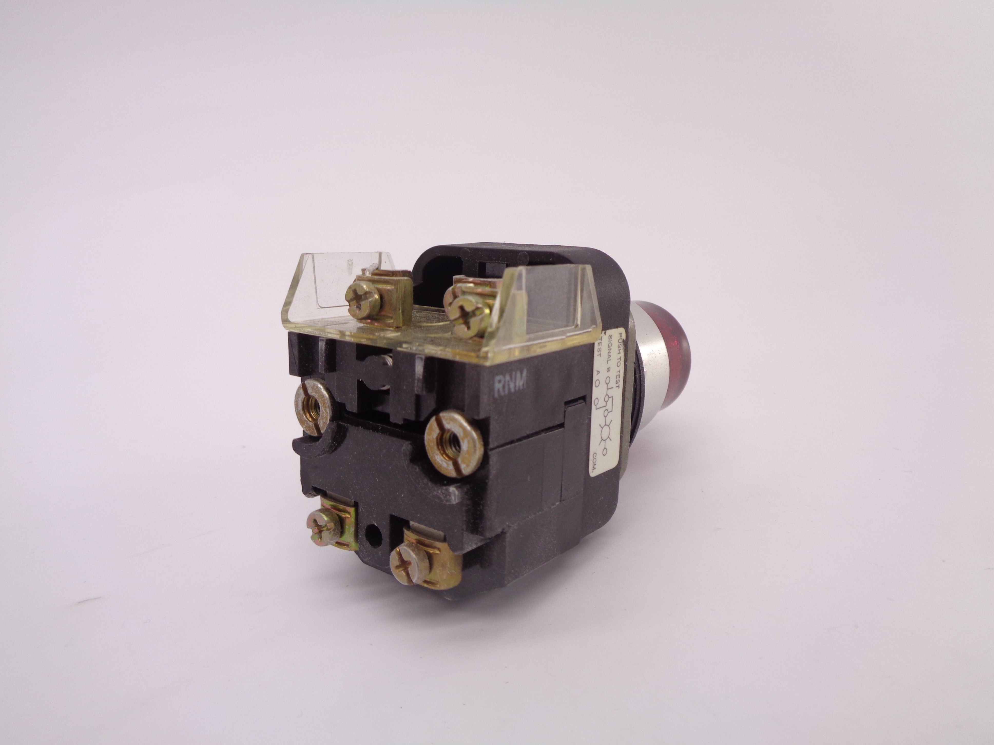 ALLEN BRADLEY 800T-PTL46R SER.T (BK/YL) NSMP