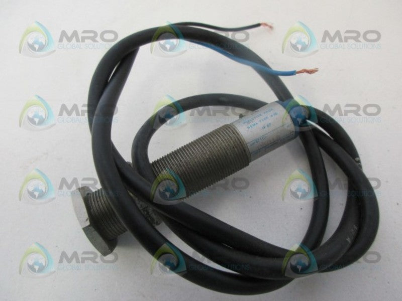 ALLEN BRADLEY 871C-C5A18 SER A PROXIMITY SWITCH *USED*