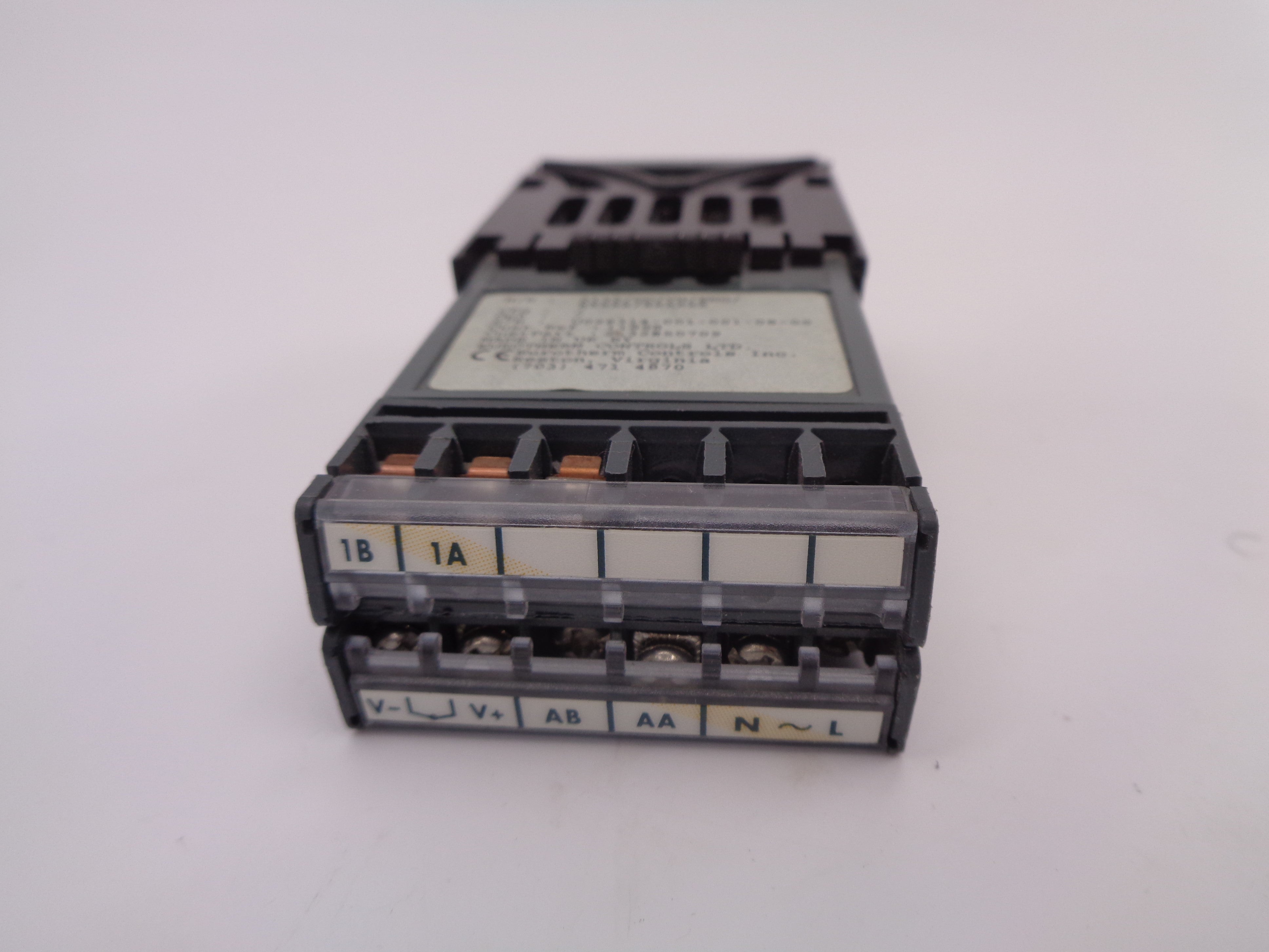 EUROTHERM 2132/CC/VH/ENG NSNP