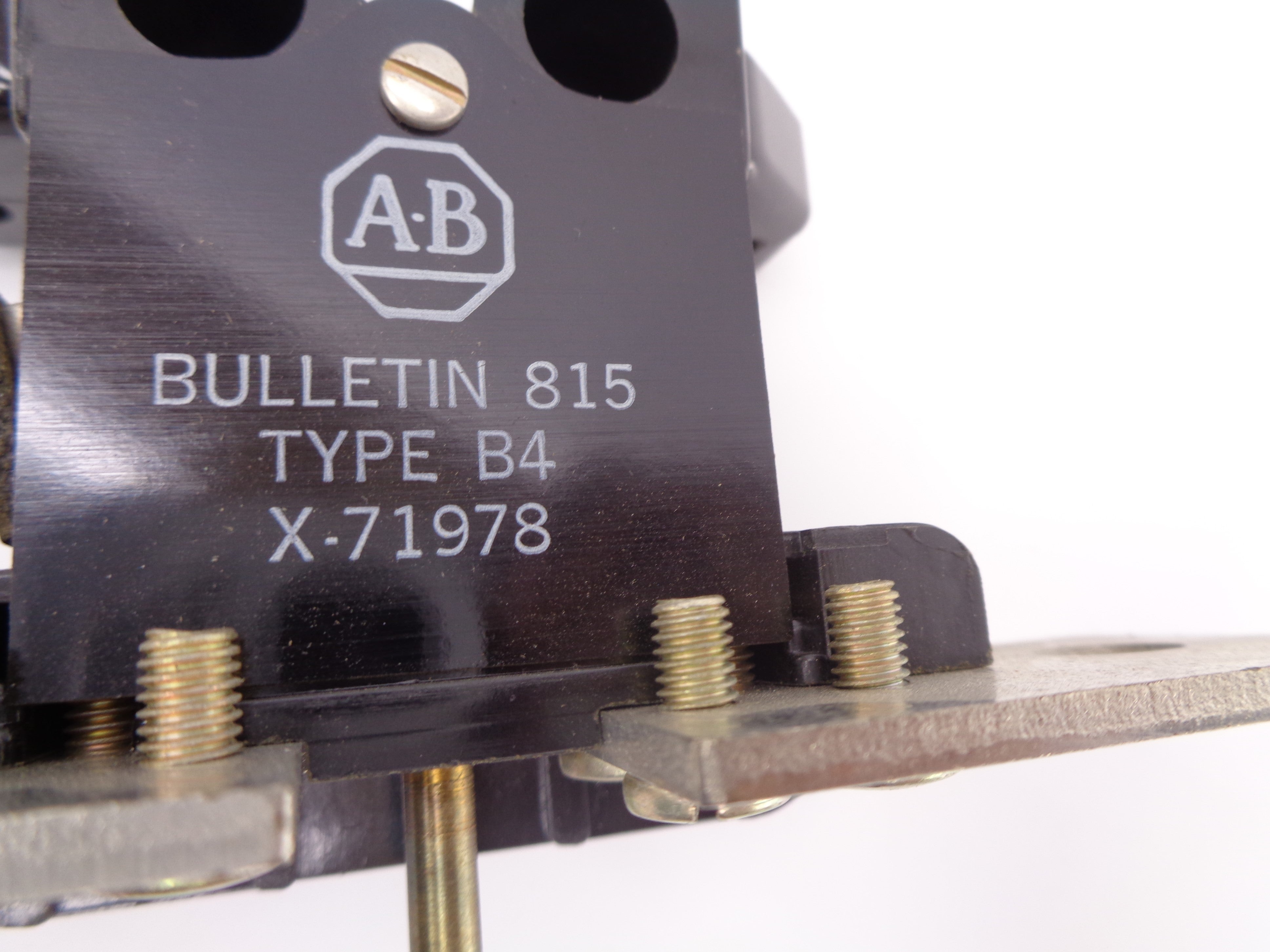 INDUSTRIAL SPARE PART B4 X-71978 NSNP