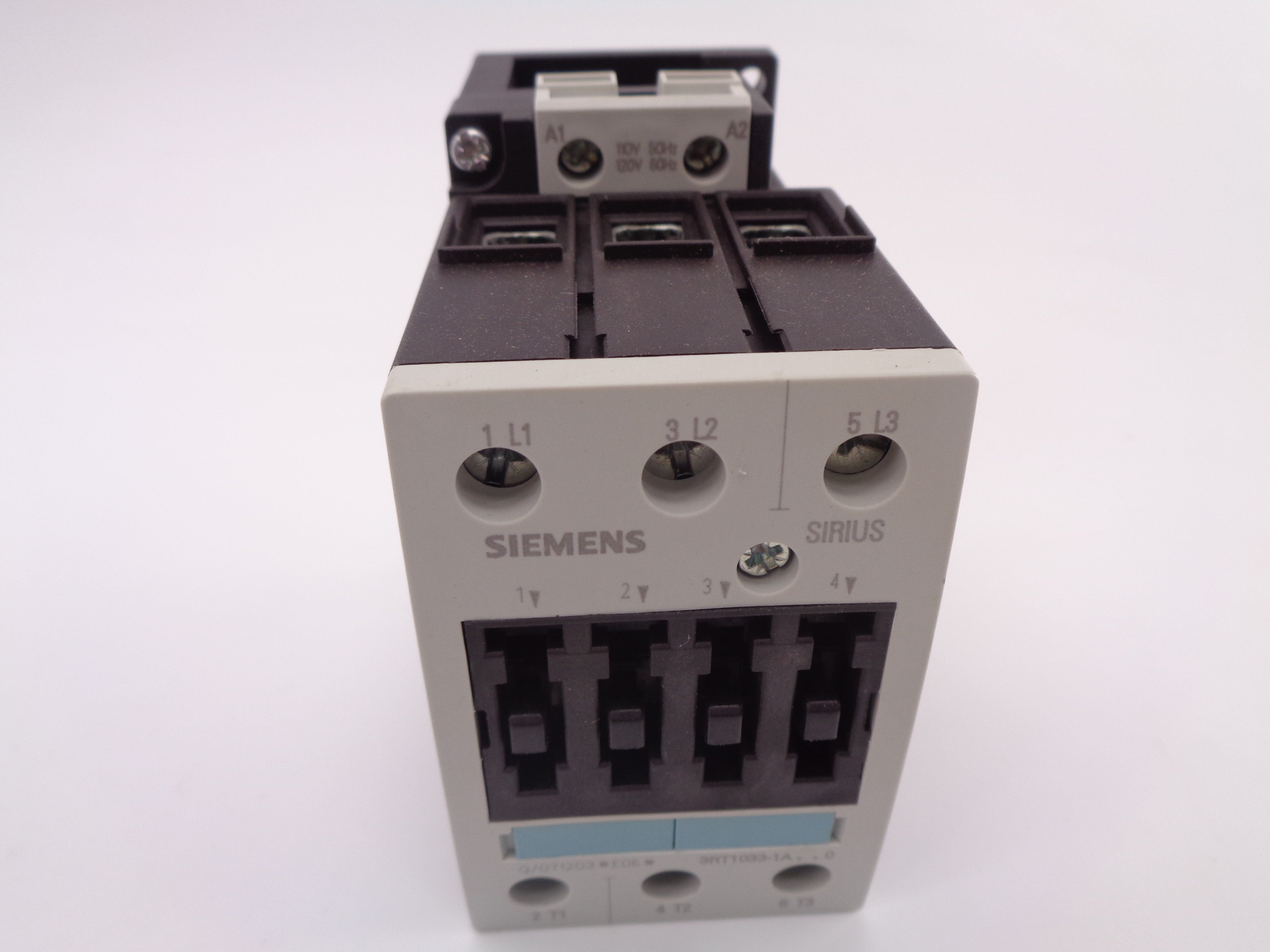 SIEMENS 3RT1033-1AK60 110/120VAC NSMP