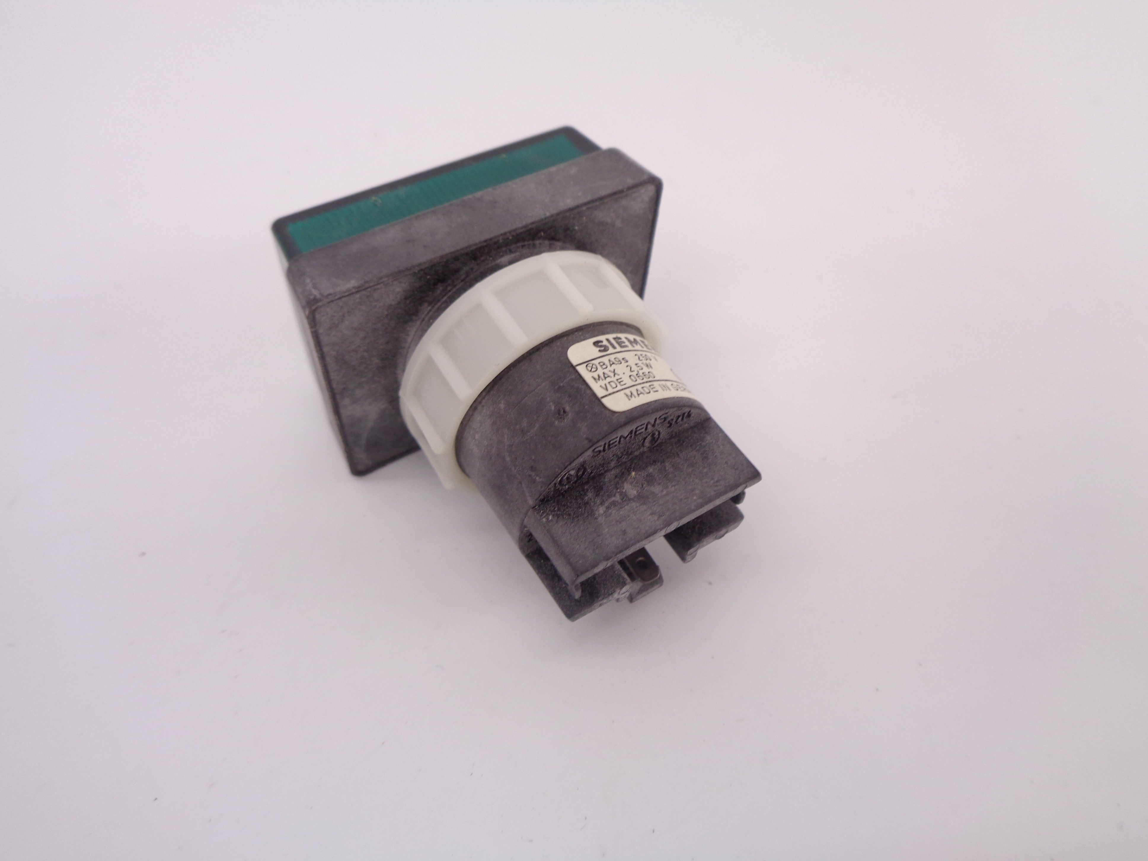 SIEMENS 3SA8 870-0AA NSNP