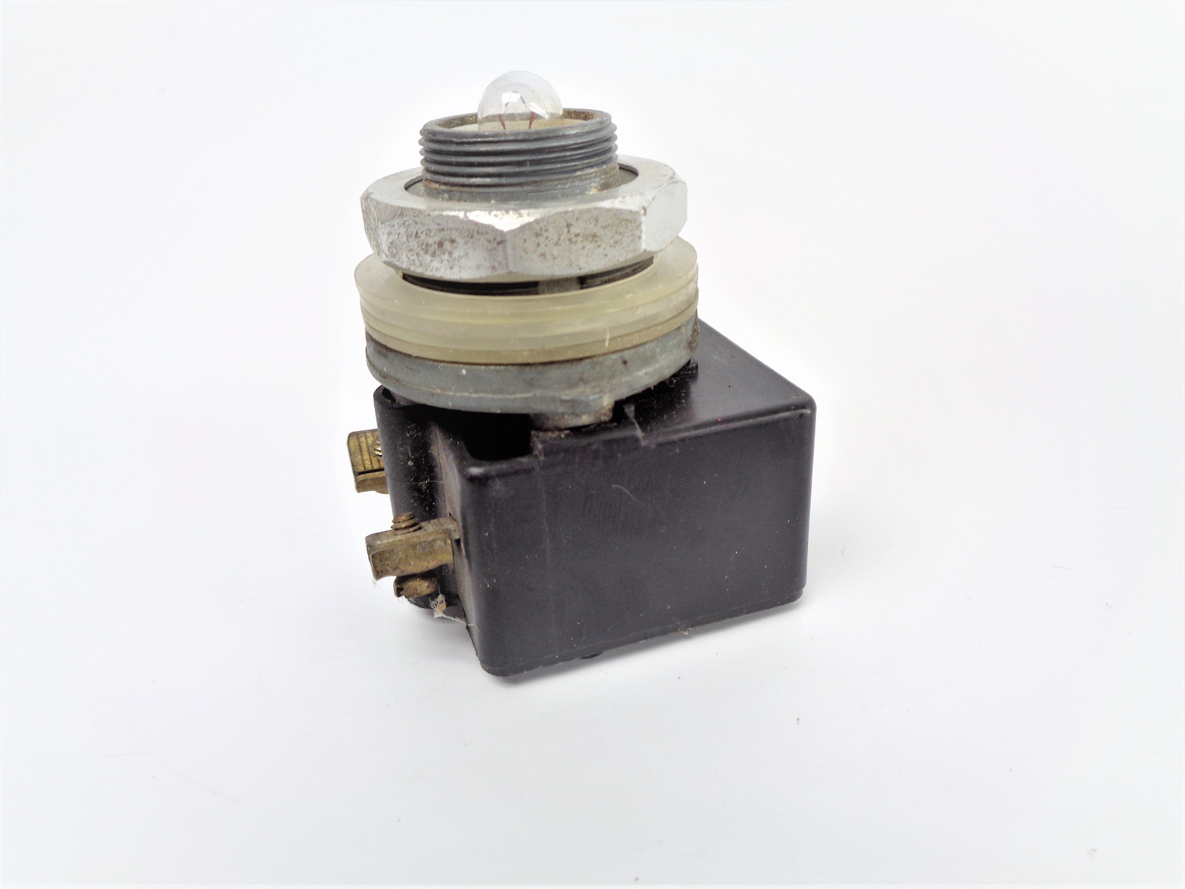 SQUARE D 9001 KM-1 (AS PICTURED) NSNP