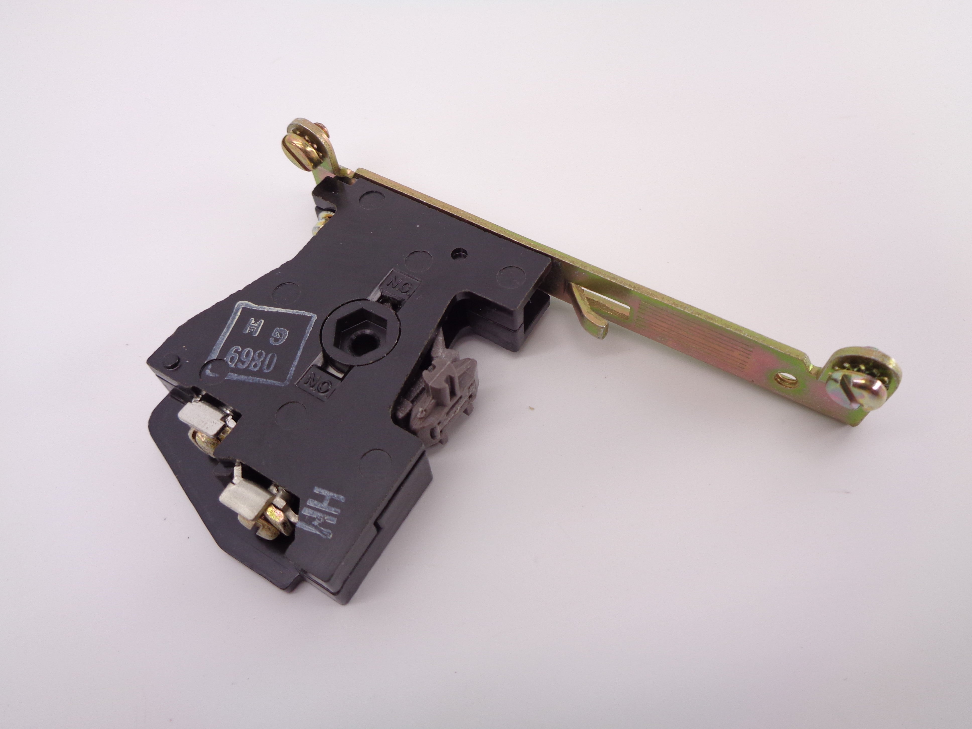 SQUARE D SX-6 SER. B NSMP