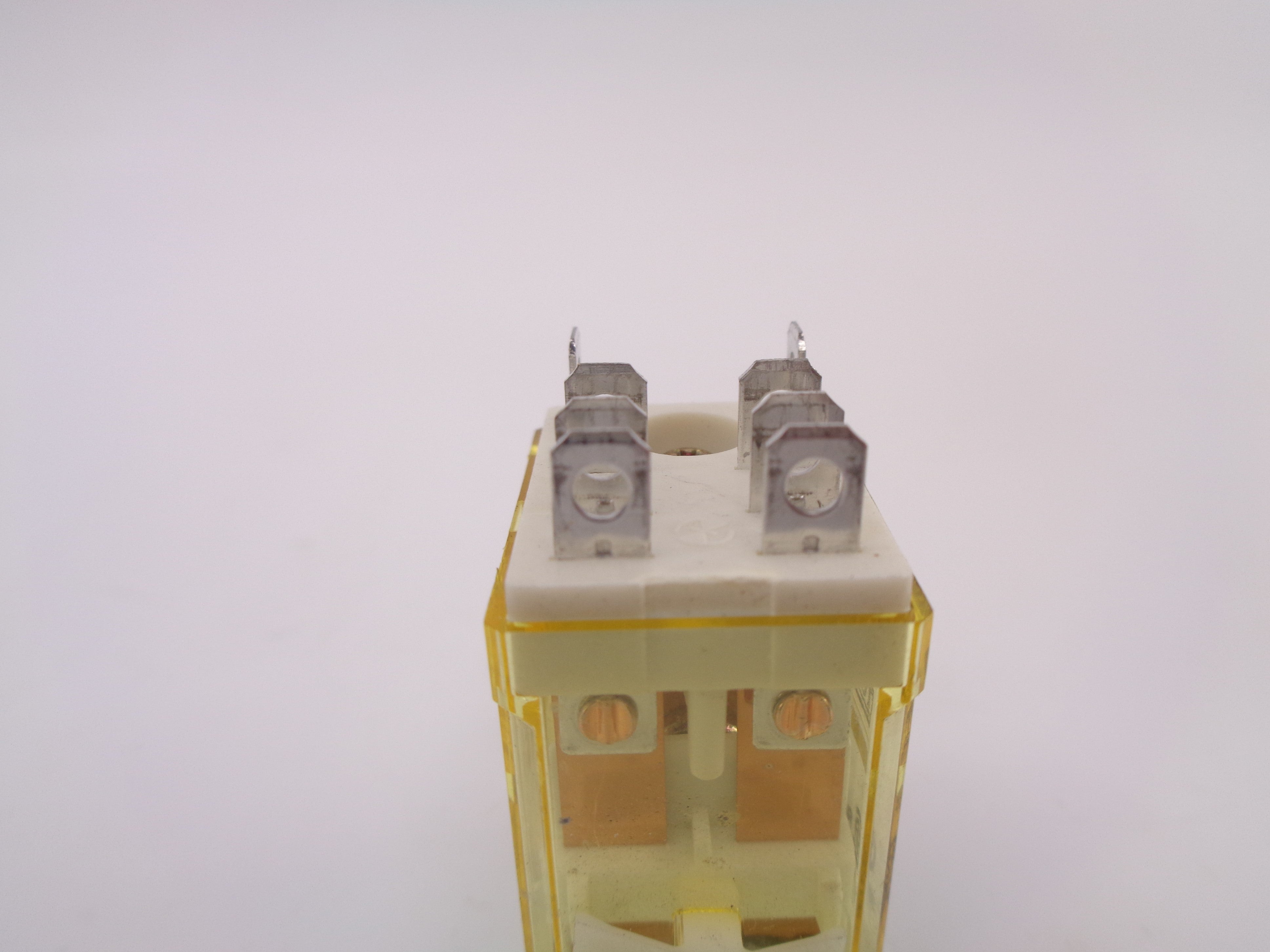 IDEC RH2B-ULC 24VDC UNMP