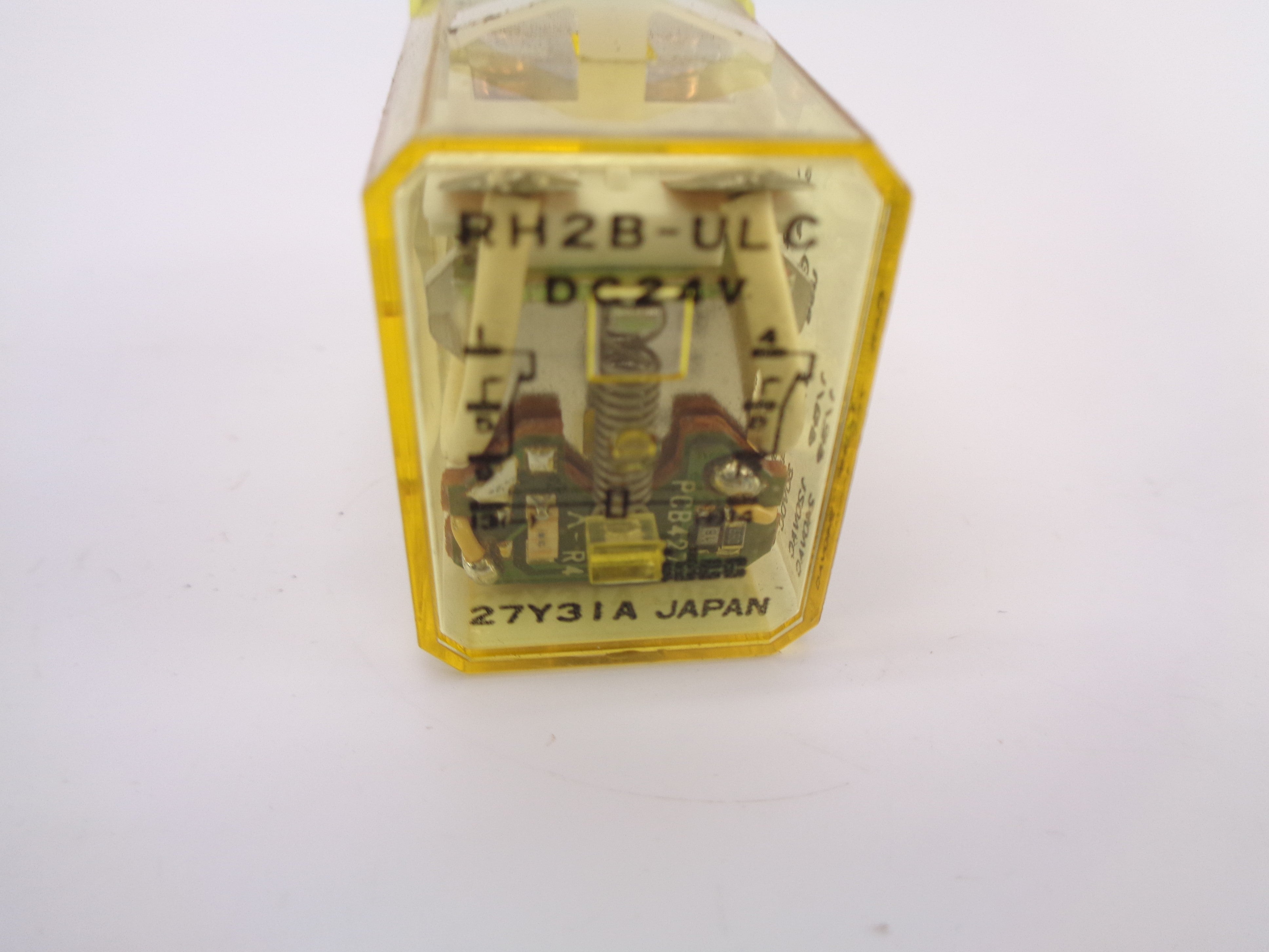 IDEC RH2B-ULC 24VDC UNMP