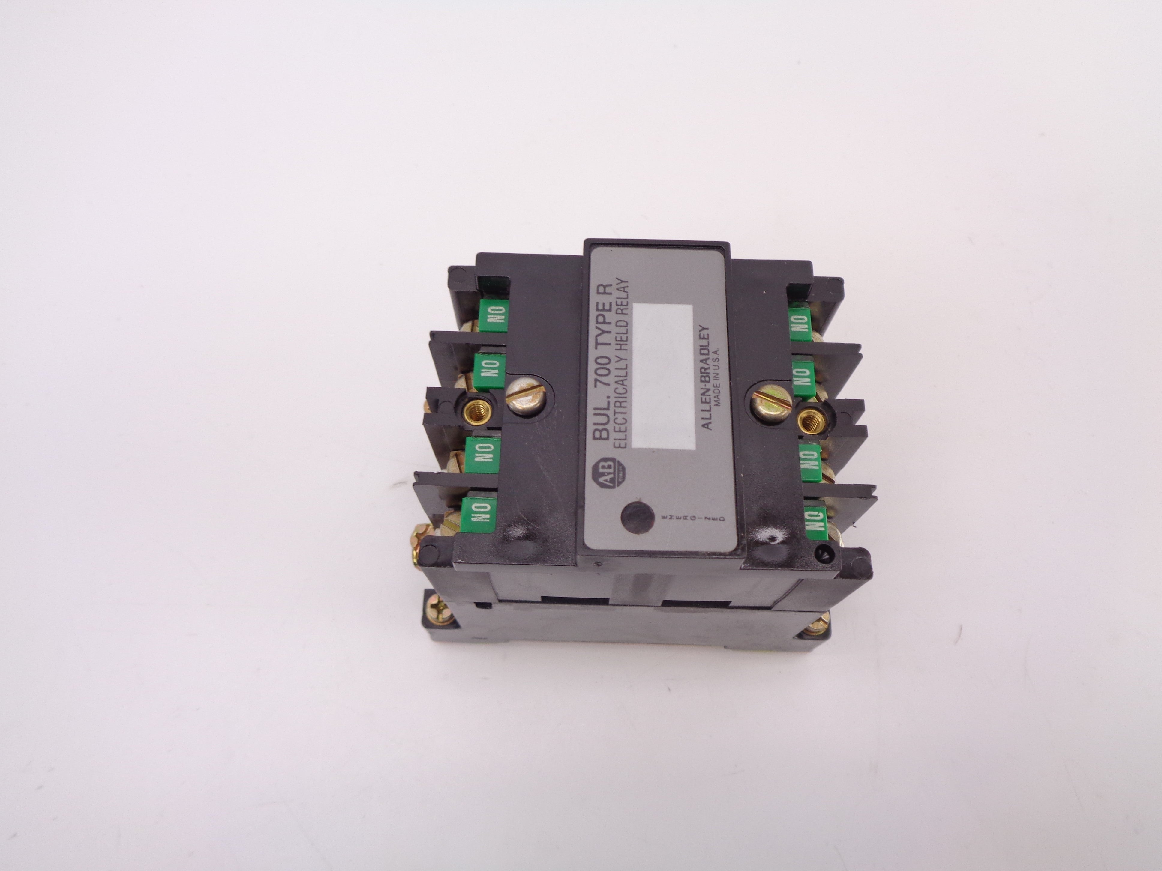 ALLEN BRADLEY 700-R400A1 SER. B 120V 30A (BK/YL) NSMP