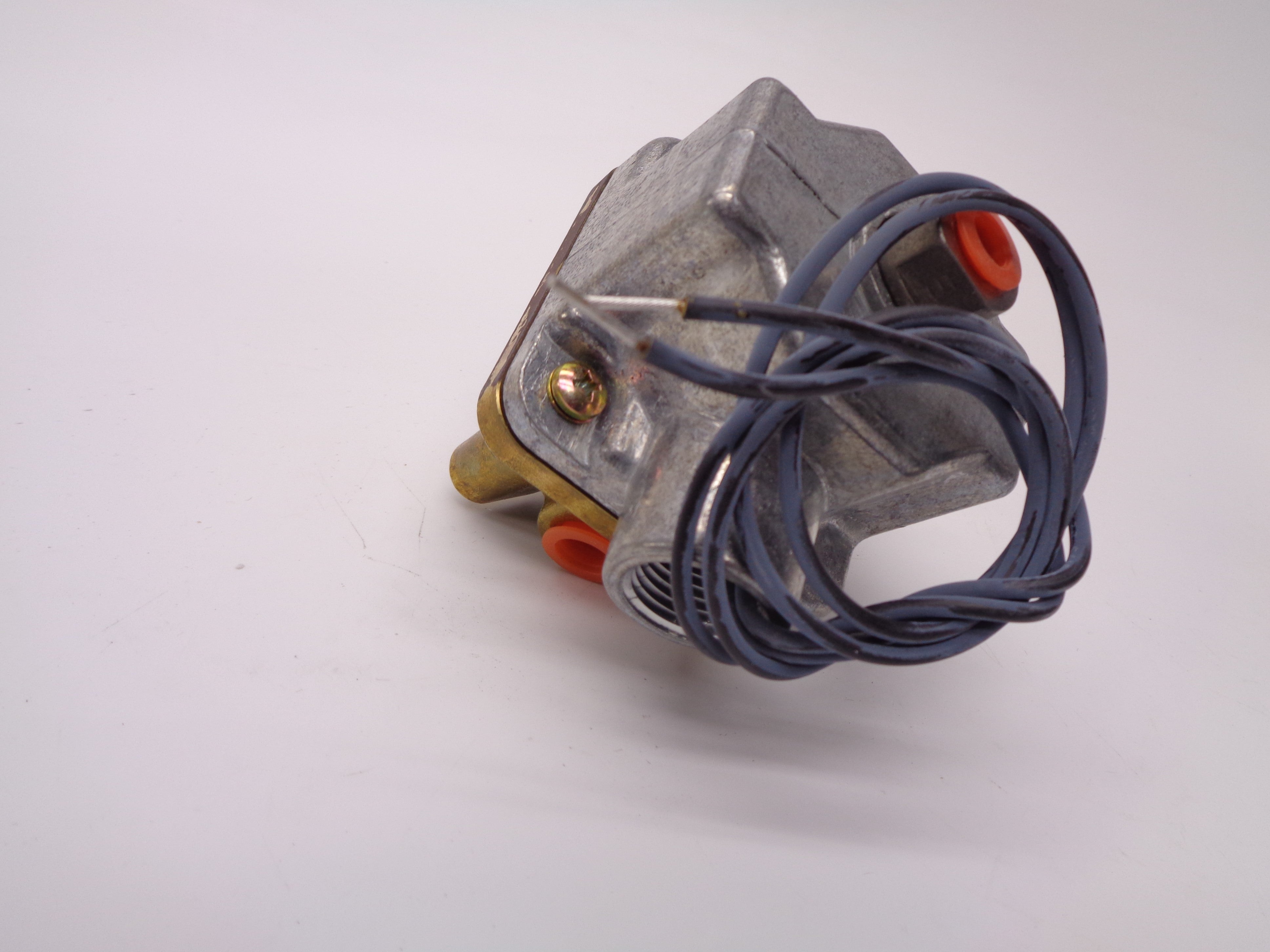 PARKER A3LB2127AB6A46 NSMP