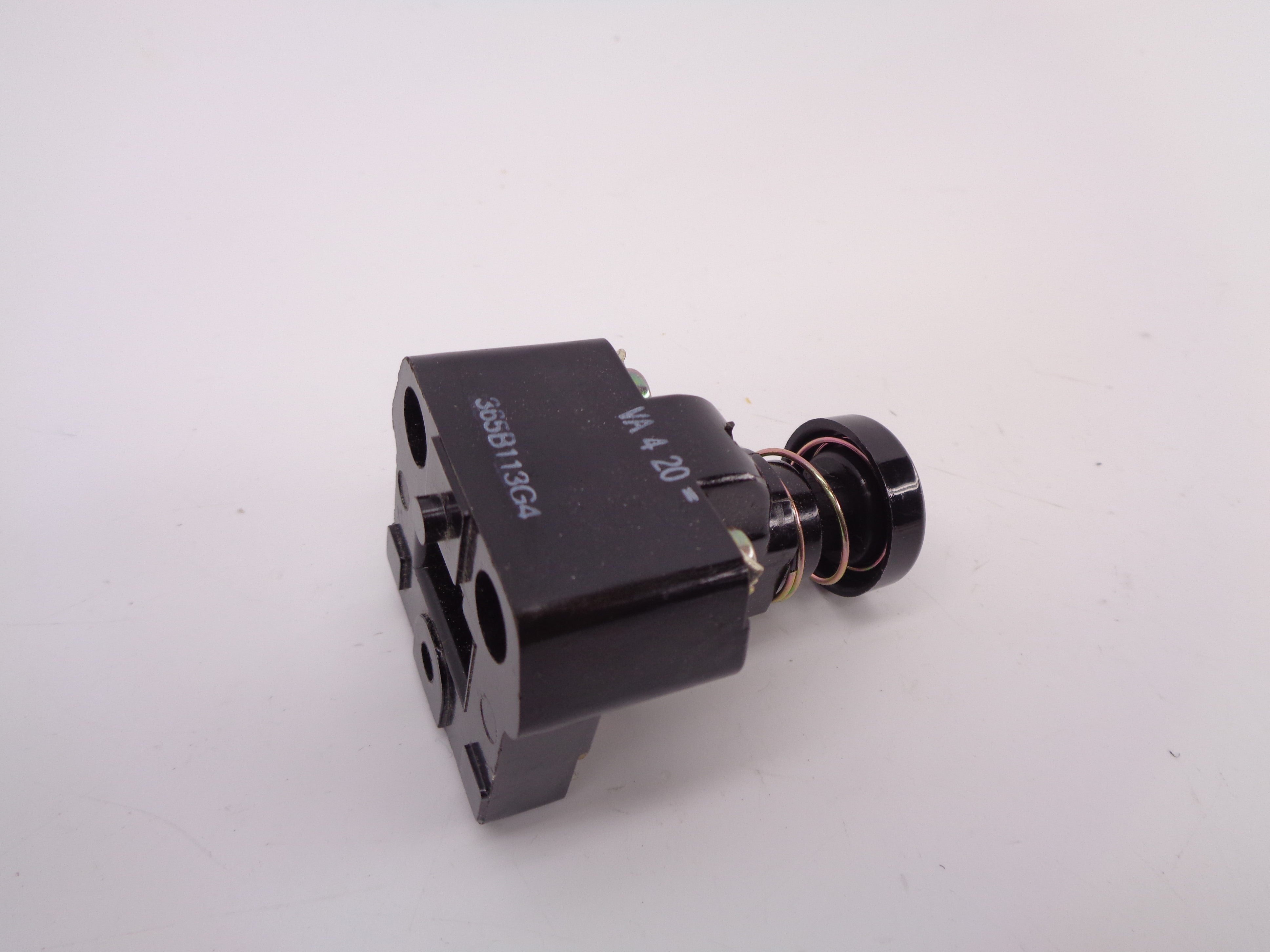 INDUSTRIAL SPARE PART 365B113G4 NSNP