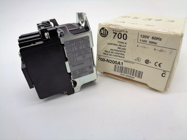 ALLEN BRADLEY 700-N200A1 SER. C 110/120V (WH) NSMP