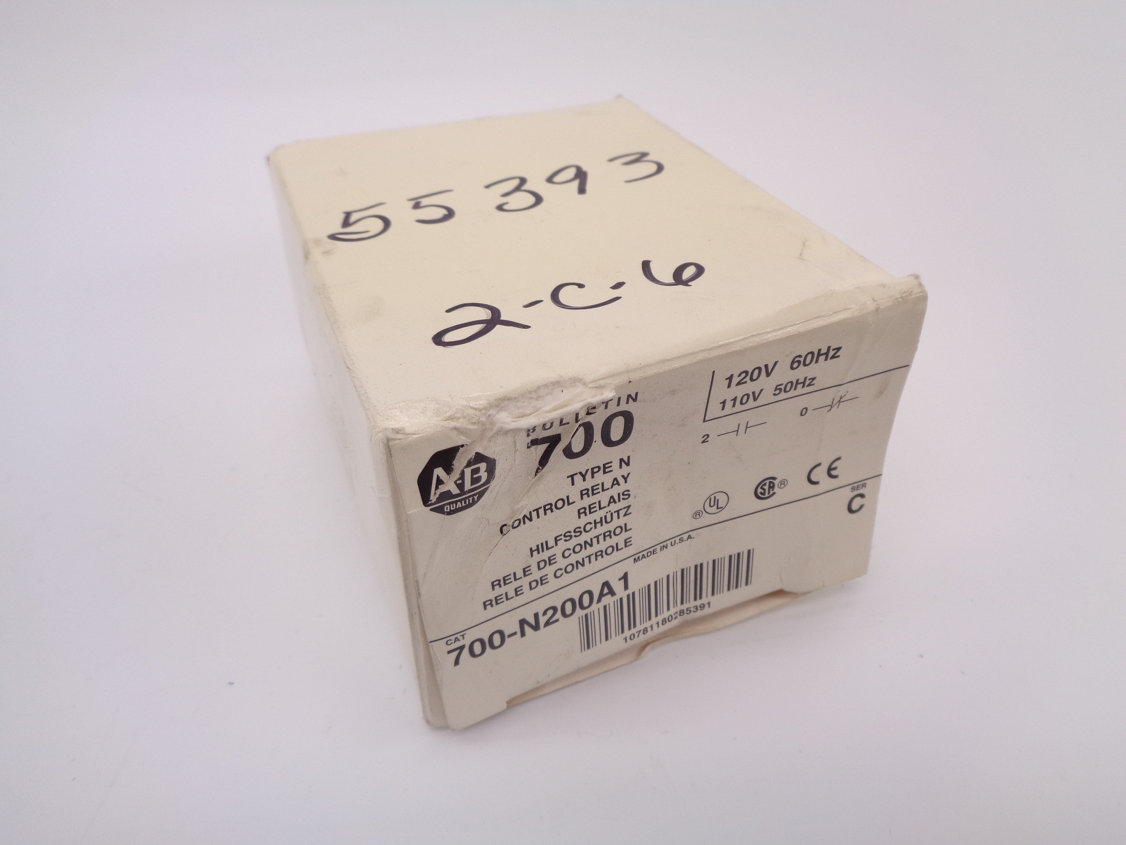 ALLEN BRADLEY 700-N200A1 SER. C 110/120V (WH) NSMP
