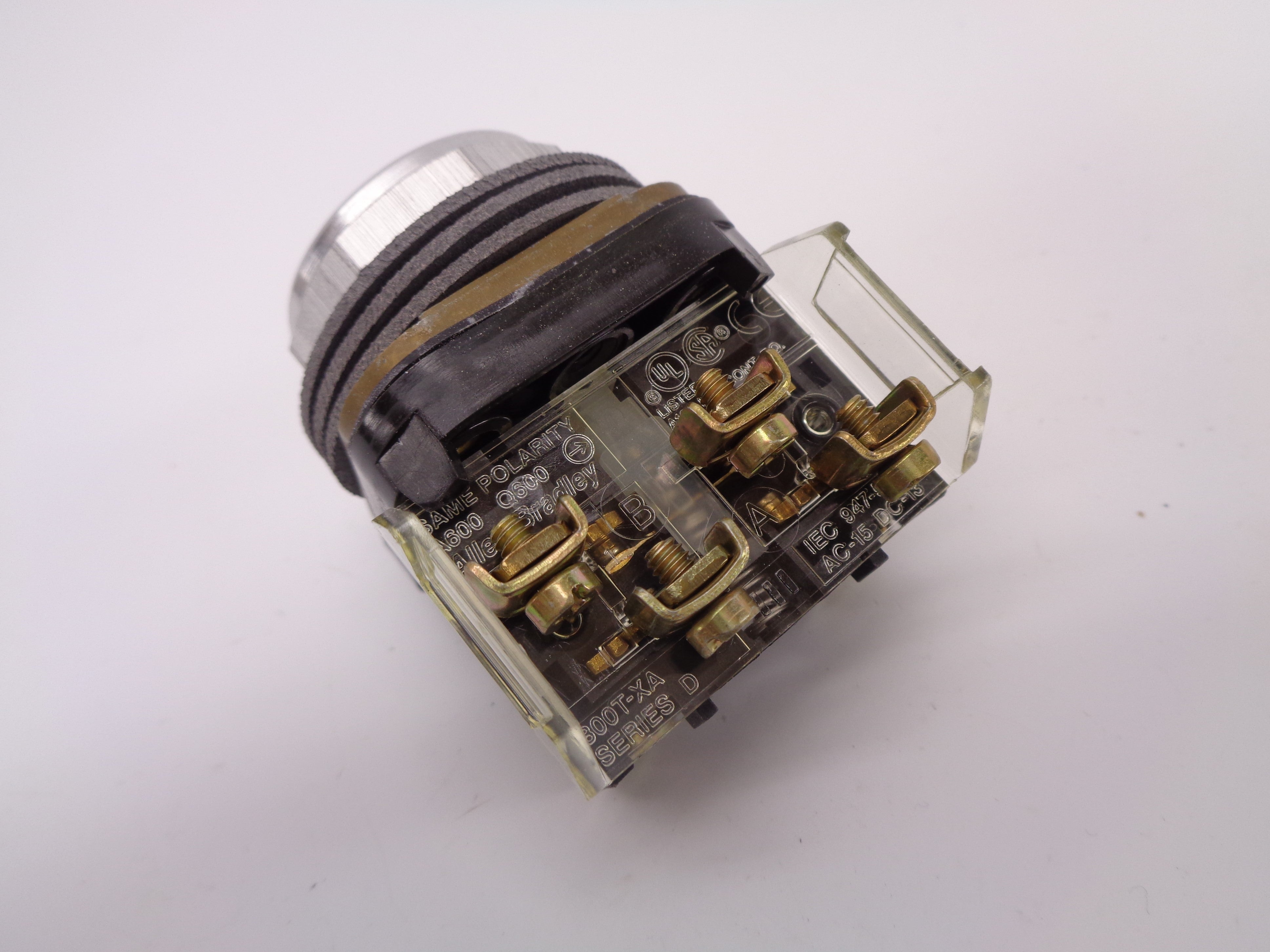 ALLEN BRADLEY 800T-A1A SER. T (GY/BL) NSMP