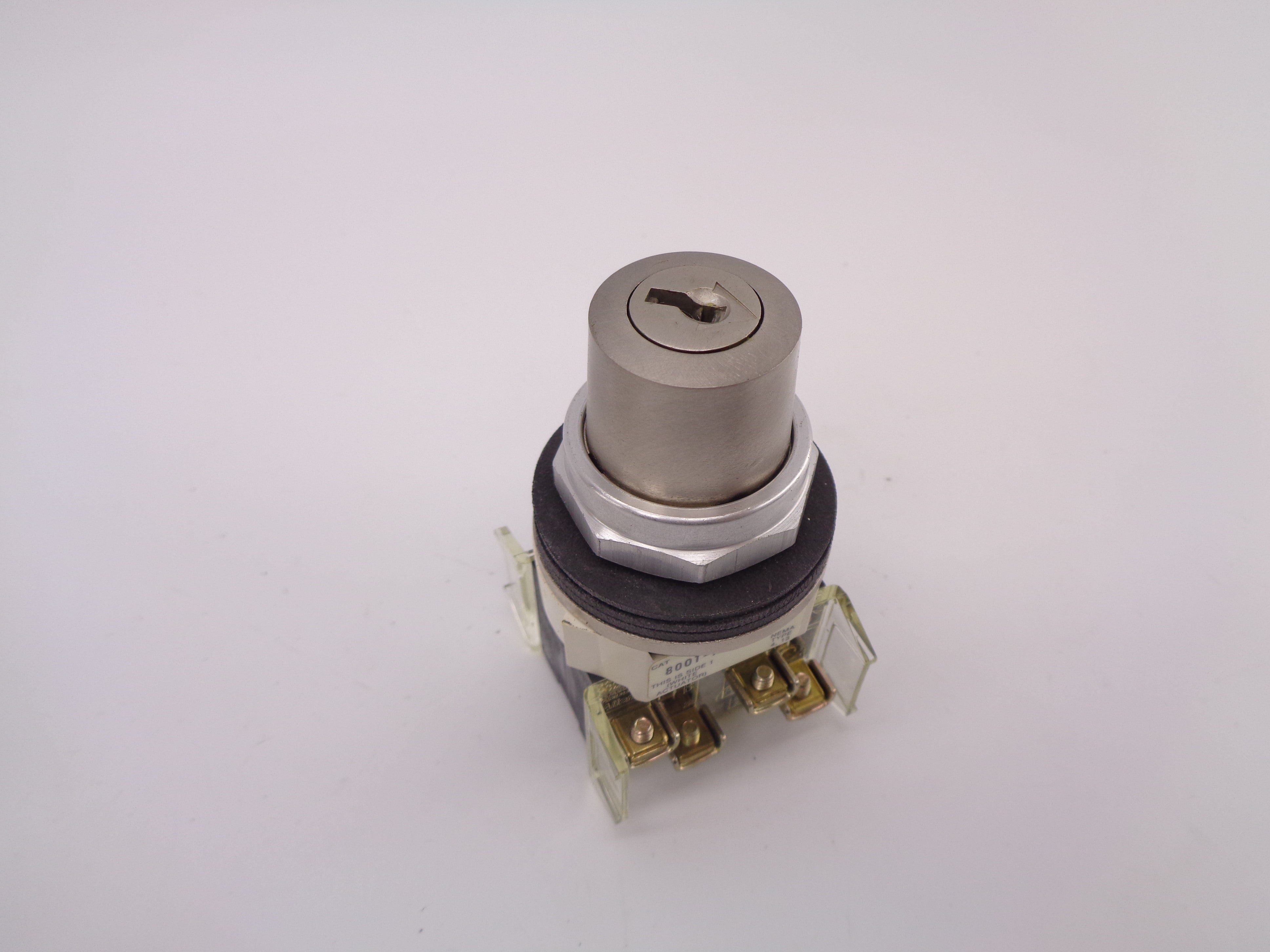 INDUSTRIAL SPARE PART 800T-H33B SER .T (GY/BL) NSMP
