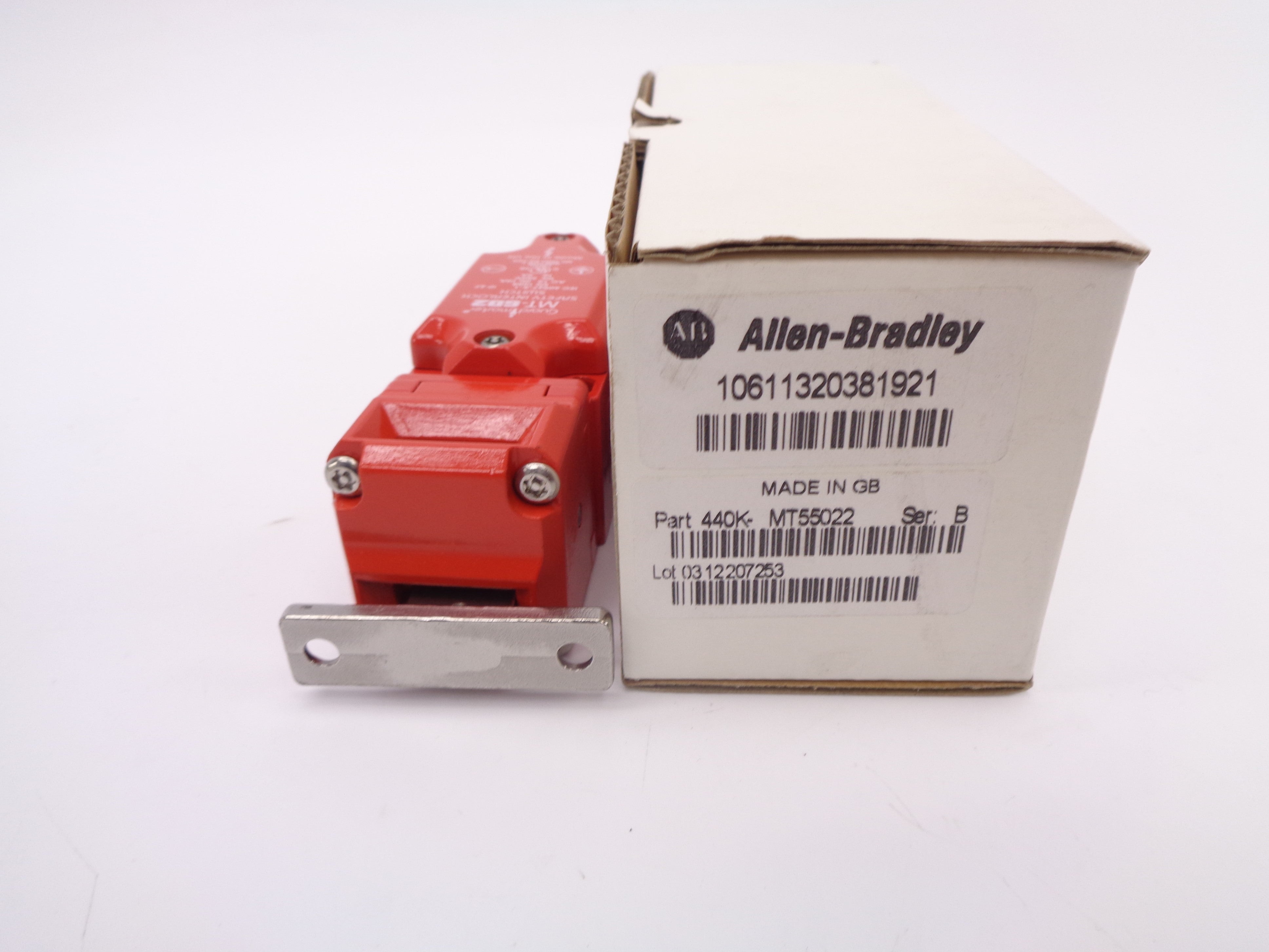 ALLEN BRADLEY 440K-MT55022 SER. B NSMP