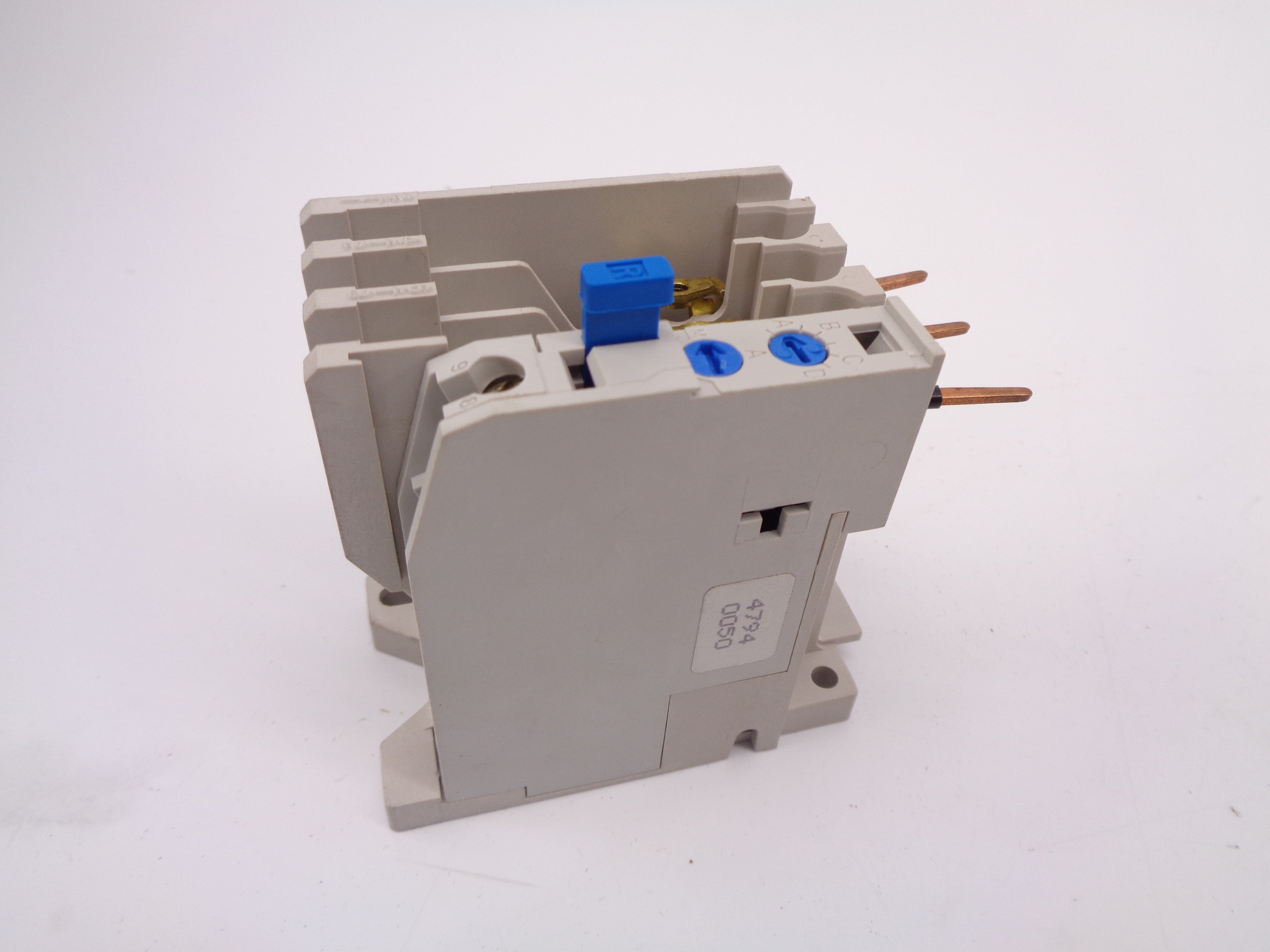 CUTLER HAMMER C306DN3B SER. B1 32A 600V NSMP