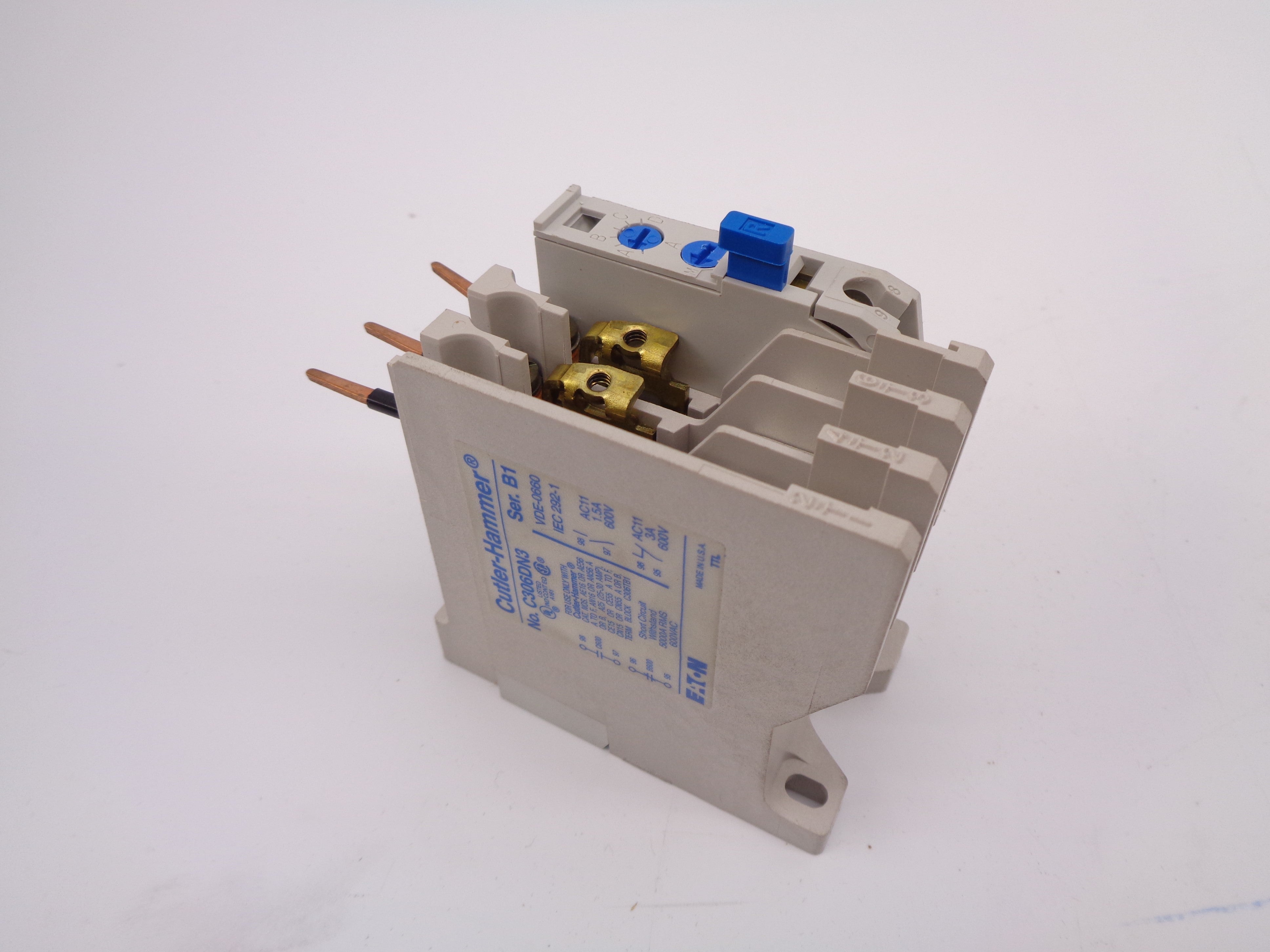 CUTLER HAMMER C306DN3B SER. B1 32A 600V NSMP