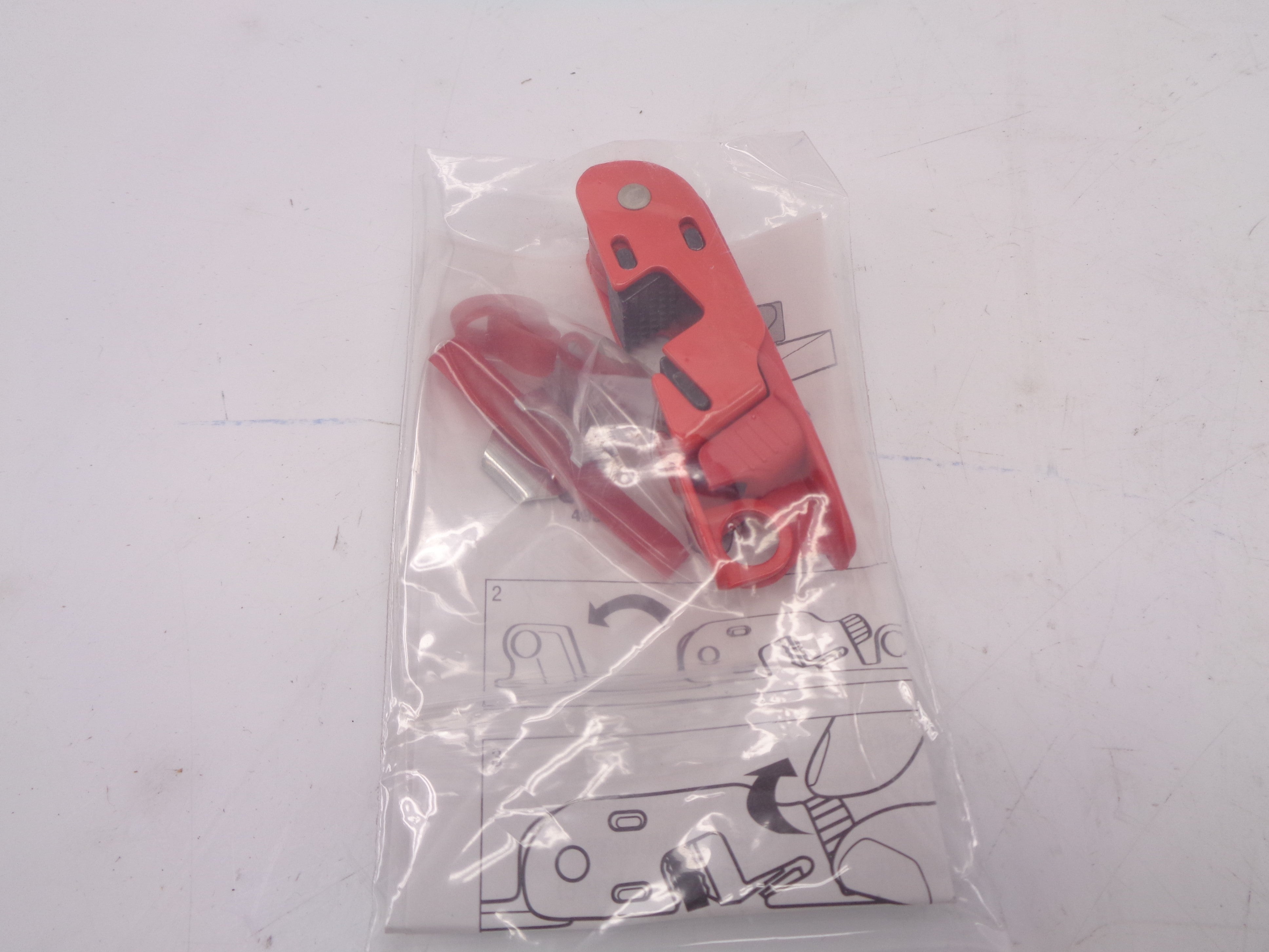 MASTER LOCK 493B (PKG OF 6) NSMP