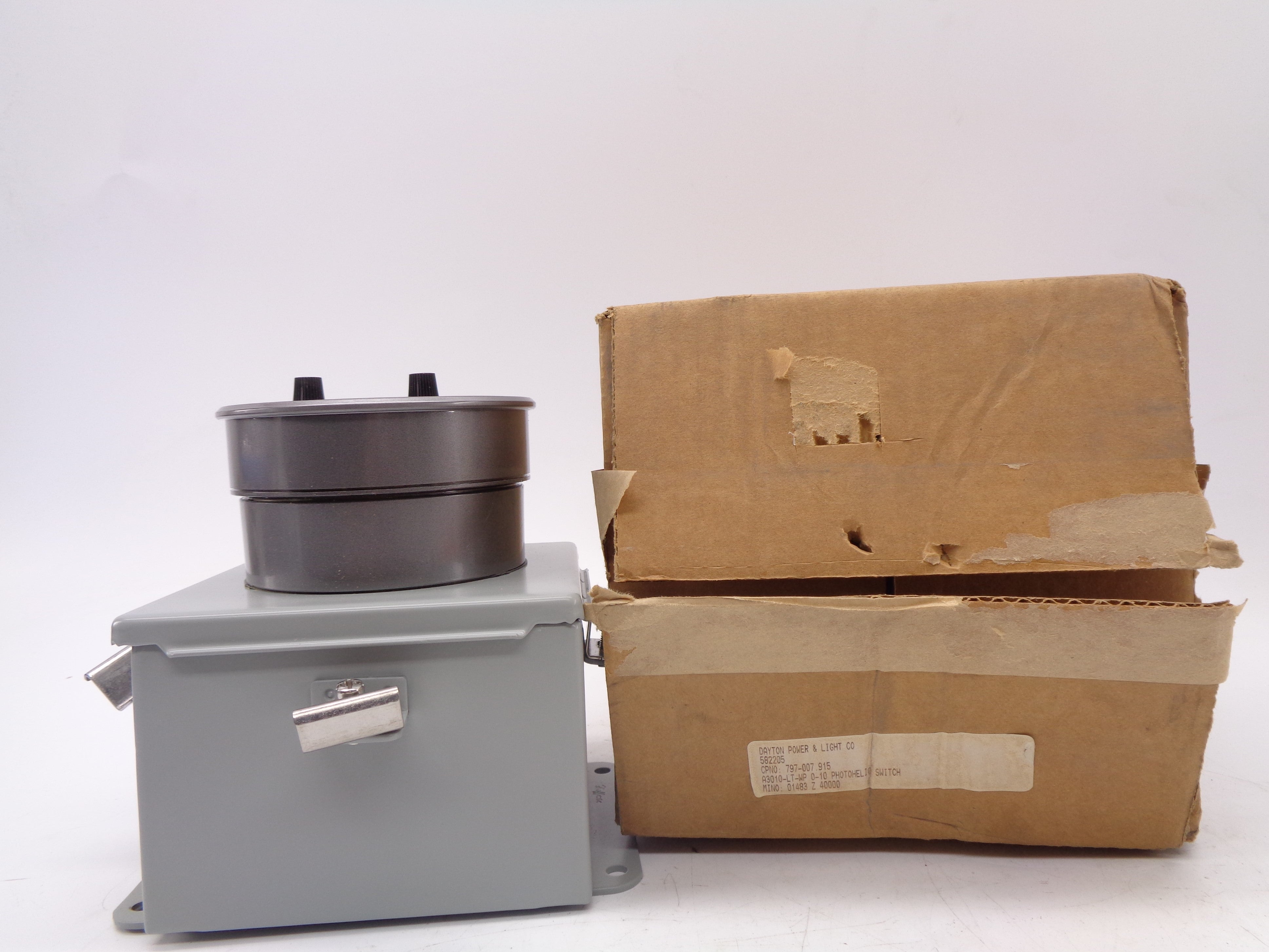 DWYER A3010-LT-WP NSMP