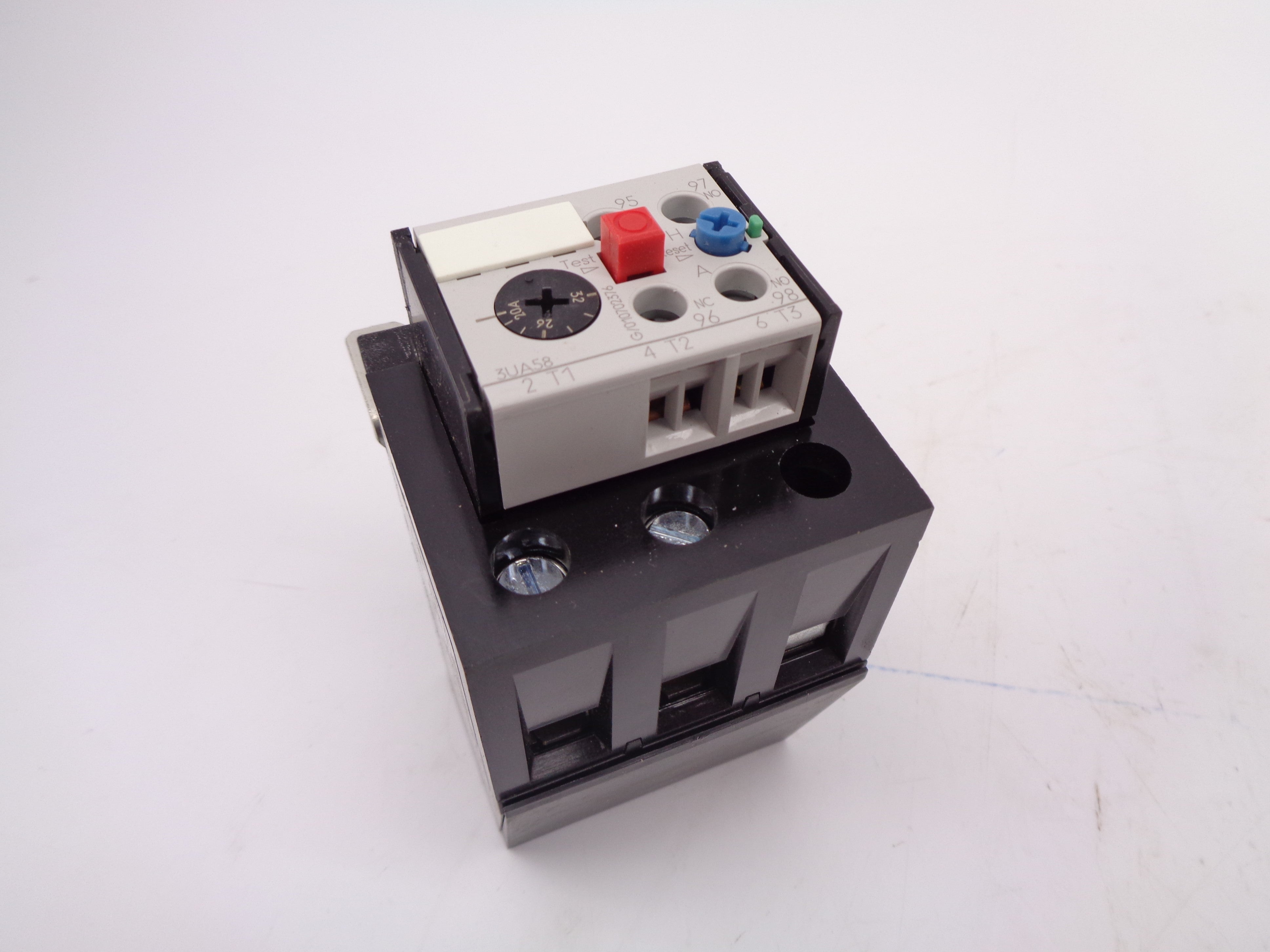 SIEMENS 3UA5800-2D 20-32A NSMP