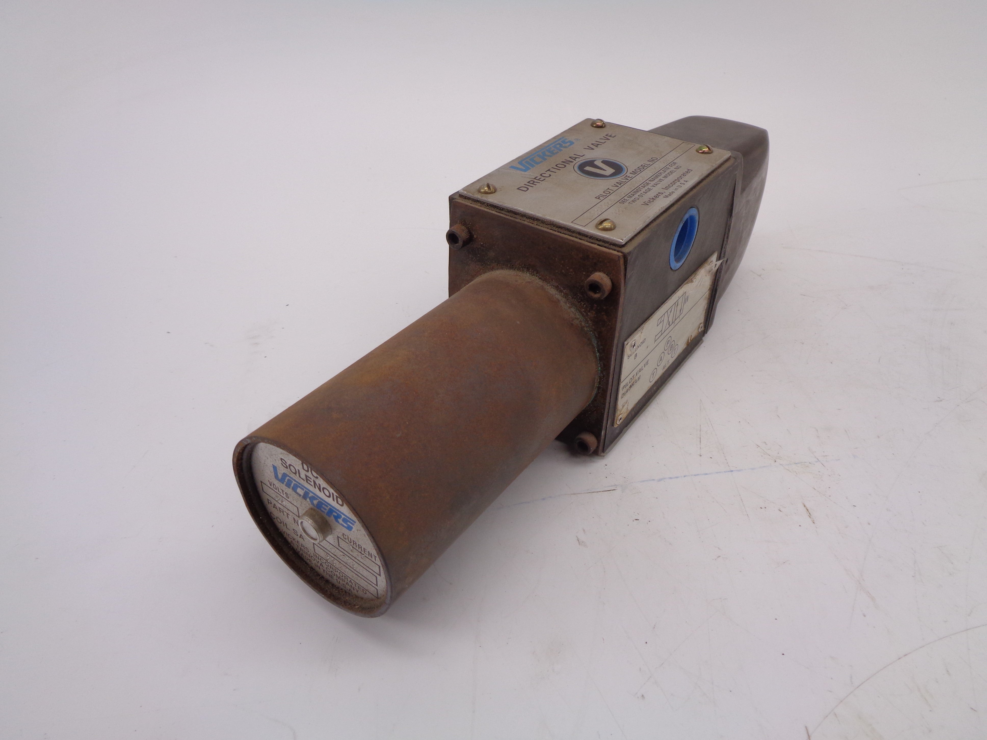 VICKERS 334924F3SDG4S4012A 24V NSNP