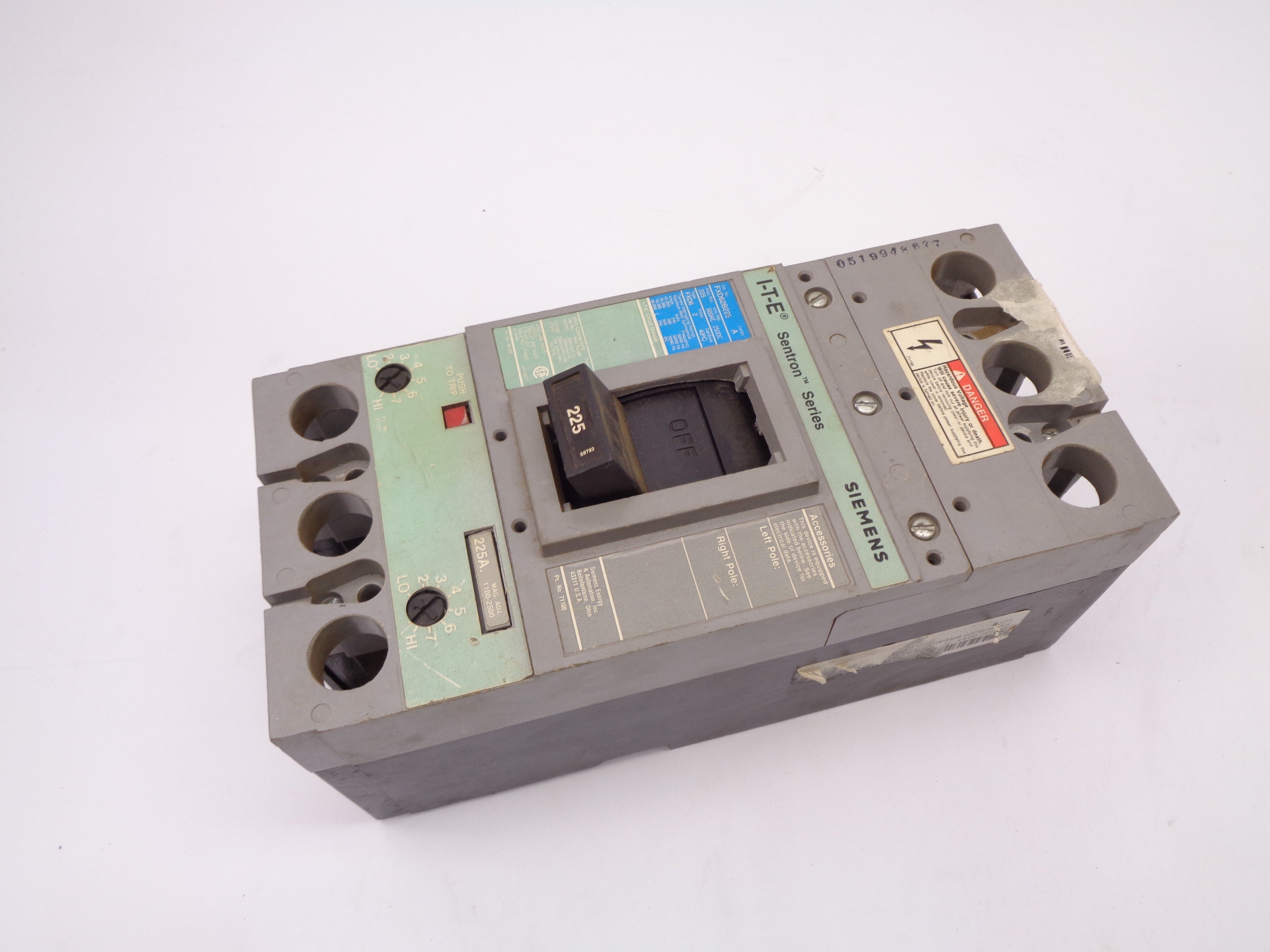 SIEMENS FXD62B225 SER. A 225A 250V (AS PICTURED) NSNP