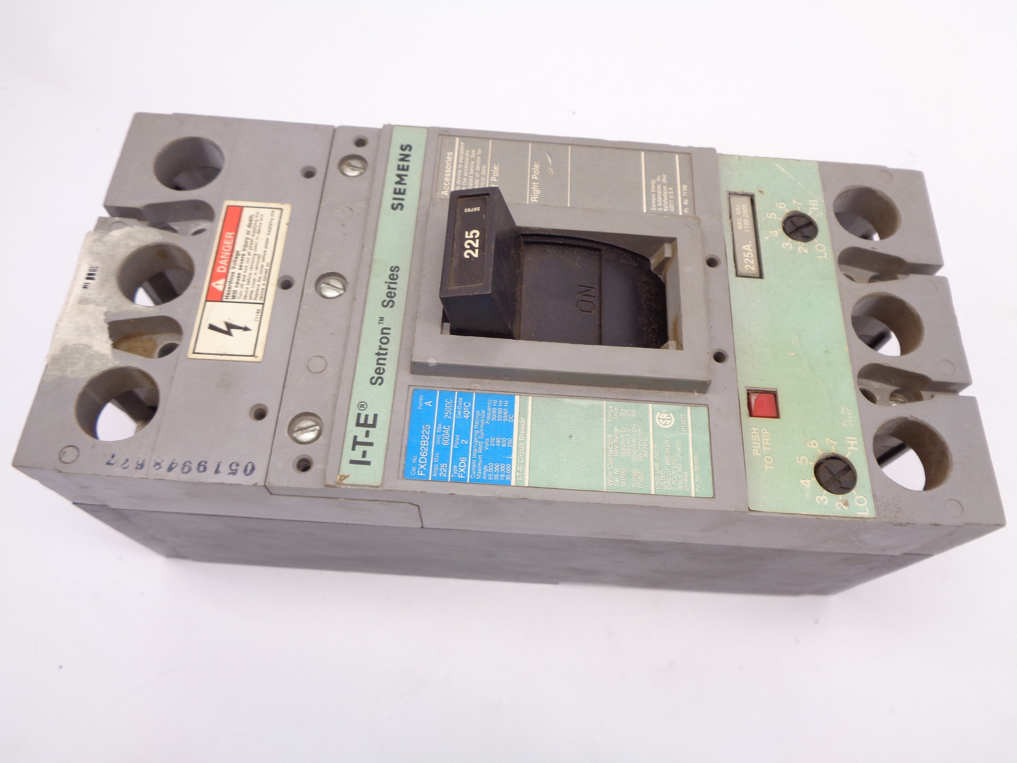 SIEMENS FXD62B225 SER. A 225A 250V (AS PICTURED) NSNP