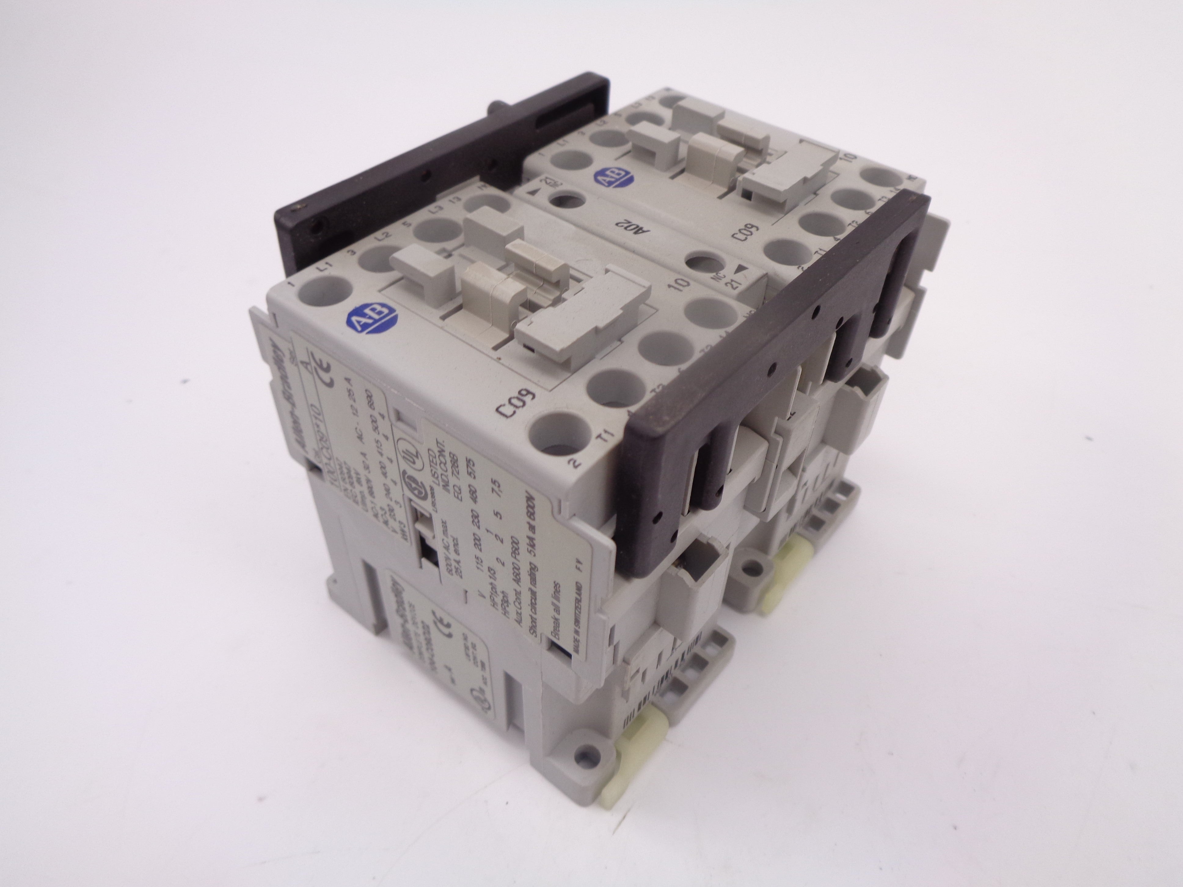 ALLEN BRADLEY 104-C09D22 SER. A 110/120V 32A NSNP