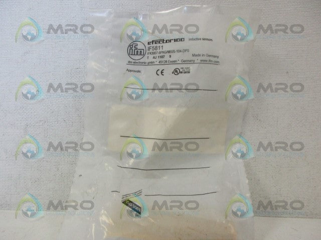 IFM EFECTOR IF5811 INDUCTIVE PROXIMITY SENSOR * NEW IN FACTORY BAG *