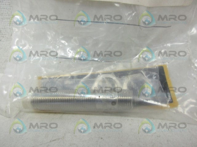 IFM EFECTOR IF5811 INDUCTIVE PROXIMITY SENSOR * NEW IN FACTORY BAG *